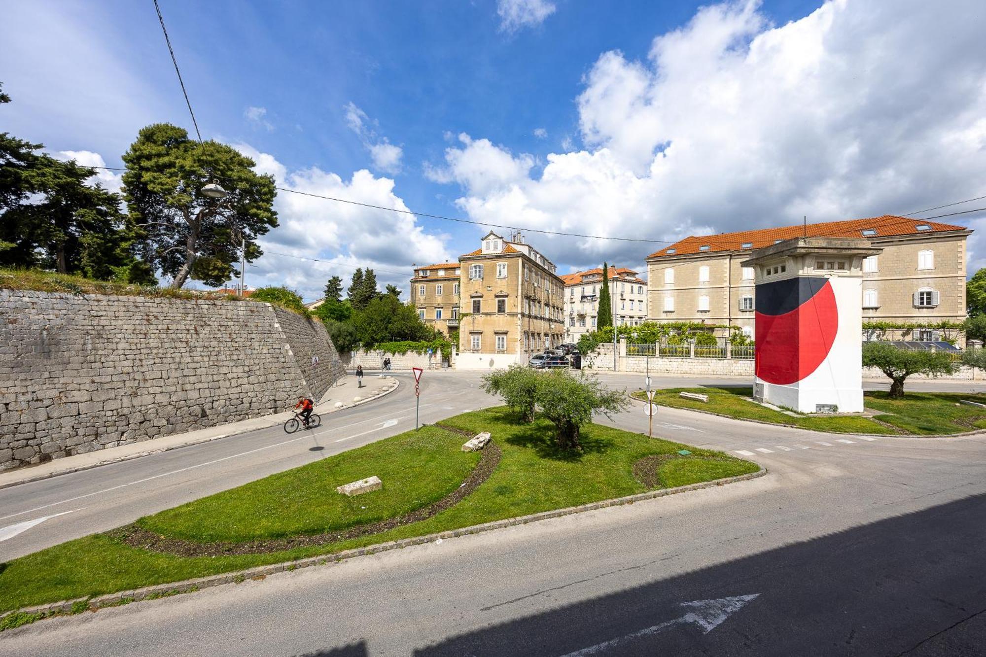 Apartman Iskra Сплит Екстериор снимка